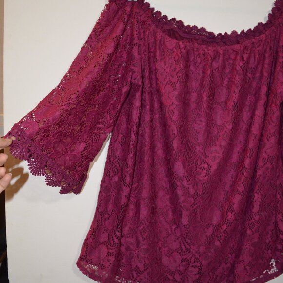 OURS Wine Red Lace Floral Open Shoulders Bohemian Style Silky Lining Blouse L - Picture 10 of 10